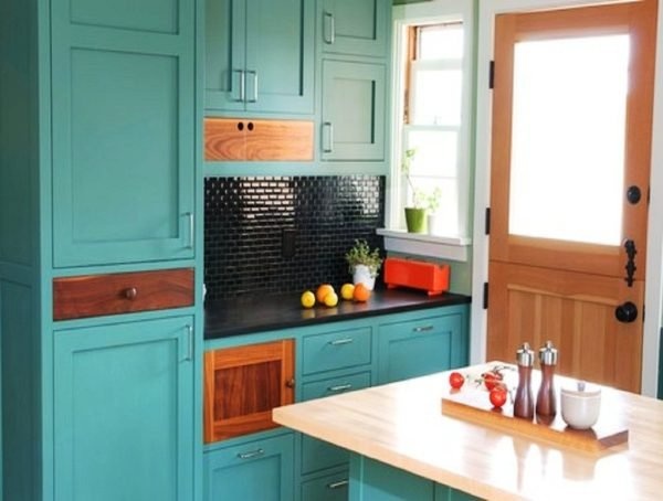 Как покрасить кухню своими руками
