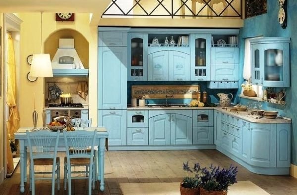 Как покрасить кухонную мебель
