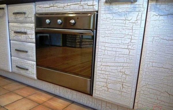 Как покрасить кухонную мебель
